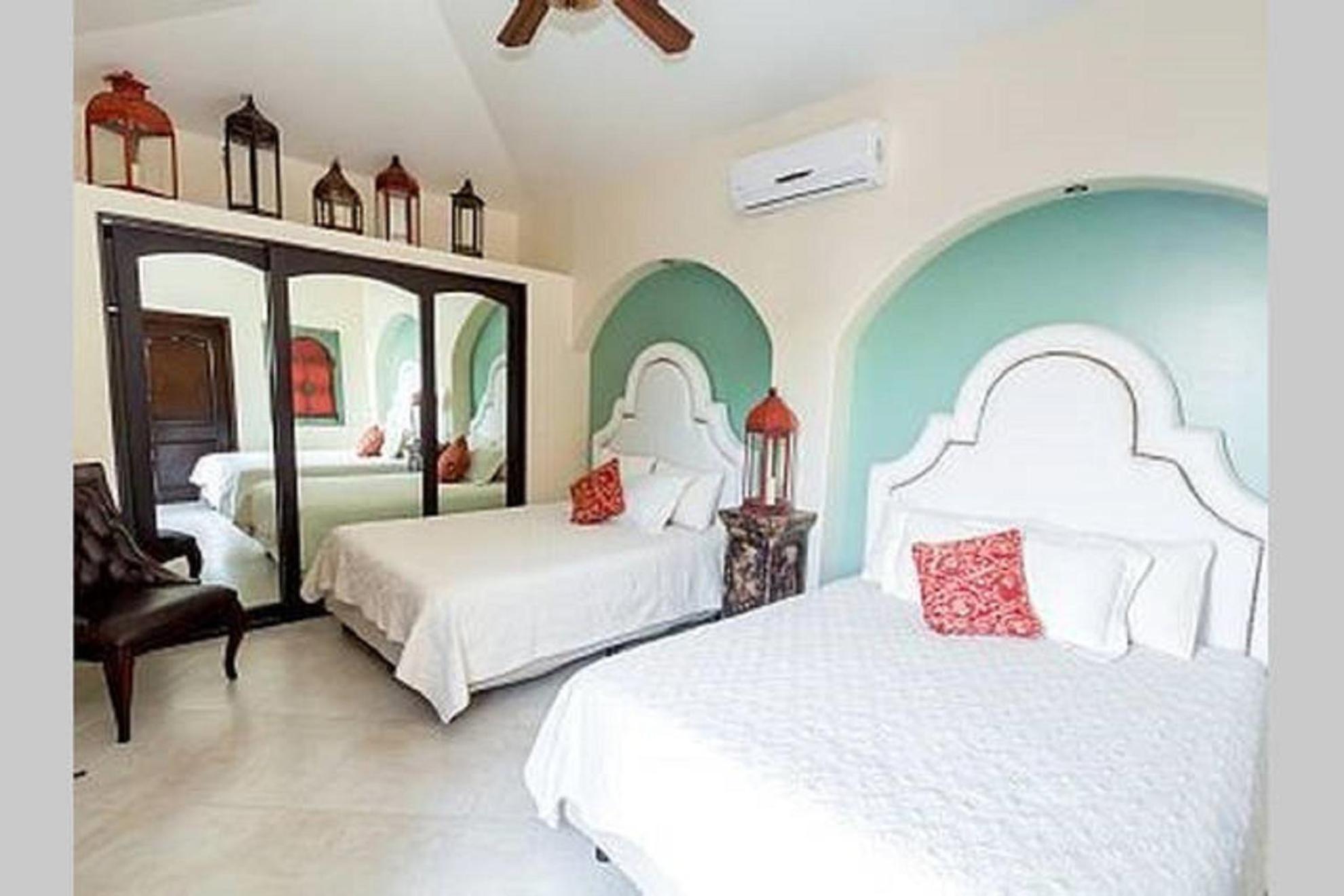 Luxury With Two Pools, Great For Large Groups Cabo San Lucas